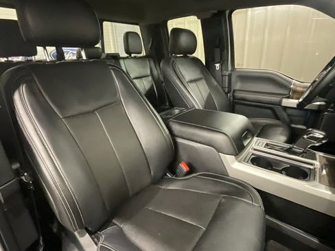 Used 2019 Ford F150 Lariat w/ Equipment Group 502A Luxury image 15