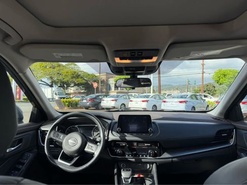 Used 2023 Nissan Rogue SV w/ SV Premium Package image 10