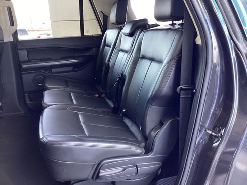 Used 2024 Ford Expedition Max XLT image 13
