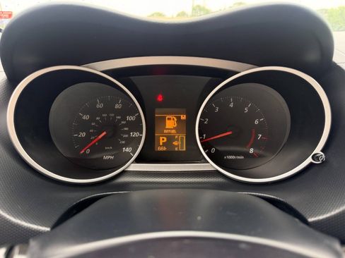 Used 2010 Mitsubishi Outlander ES AWD/4WD image 38