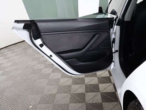 Used 2019 Tesla Model 3 Long Range AWD/4WD image 23