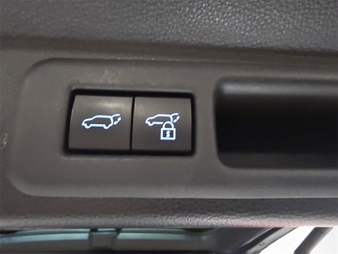 Used 2024 Toyota Sequoia Capstone image 16