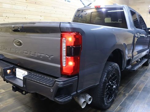 Used 2024 Ford F250 XLT w/ Black Appearance Package AWD/4WD image 5