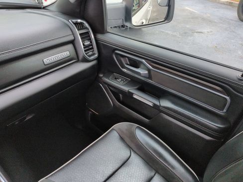 Used 2025 RAM 1500 Laramie w/ Sport Appearance Package AWD/4WD image 17