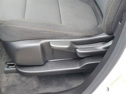 Used 2020 Chevrolet Traverse LS image 26