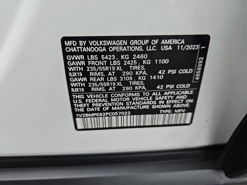 Certified 2023 Volkswagen ID.4 2WD image 35