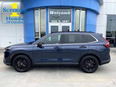 Used 2025 Honda CR-V Sport-L image 1