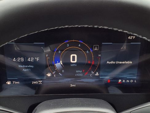 New 2026 Chevrolet Traverse LT w/ Driver Confidence Package AWD/4WD image 16
