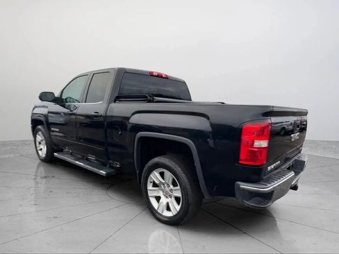 Used 2017 GMC Sierra 1500 SLE w/ SLE Value Package image 3