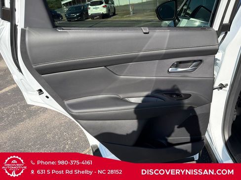 New 2026 Nissan Murano Platinum w/ Cargo Package AWD/4WD image 31