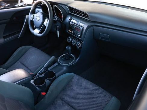 Used 2013 Scion tC FWD image 21