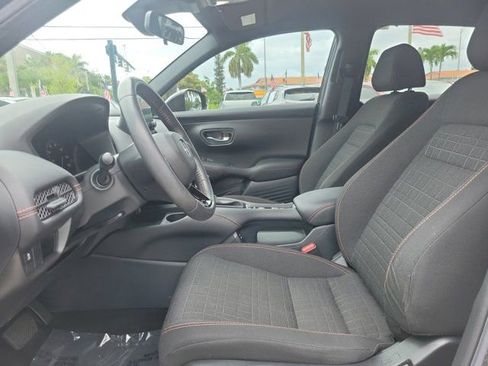 Used 2024 Honda HR-V Sport image 11