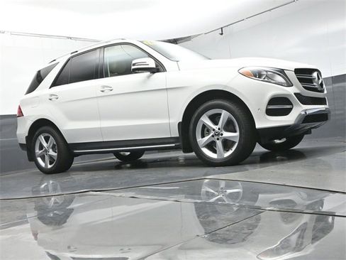 Used 2018 Mercedes-Benz GLE 350 image 44