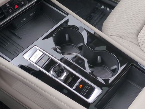 New 2026 Volkswagen Atlas SEL Premium R-Line image 13