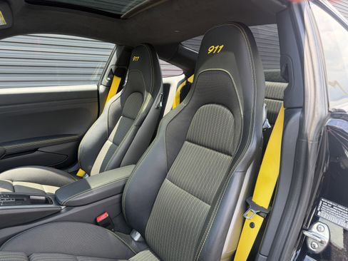 Certified 2019 Porsche 911 Carrera T RWD image 5