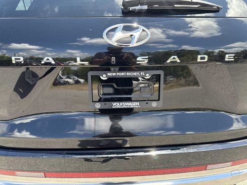 Used 2024 Hyundai Palisade Calligraphy AWD/4WD image 16