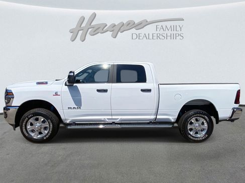 Used 2025 RAM 2500 Big Horn image 37
