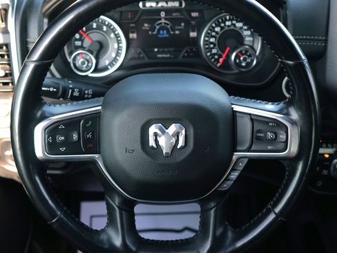 Used 2023 RAM 1500 Laramie AWD/4WD image 18