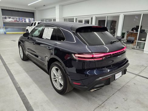 Used 2023 Porsche Macan image 4