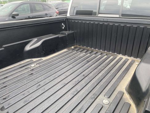 Used 2023 Toyota Tacoma SR AWD/4WD image 10