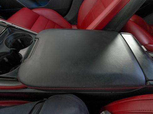 Used 2026 Porsche Panamera image 28