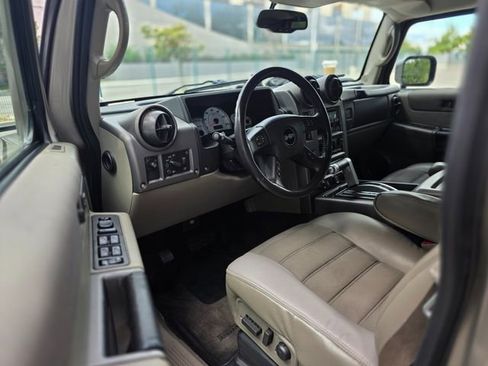 Used 2004 HUMMER H2 image 35