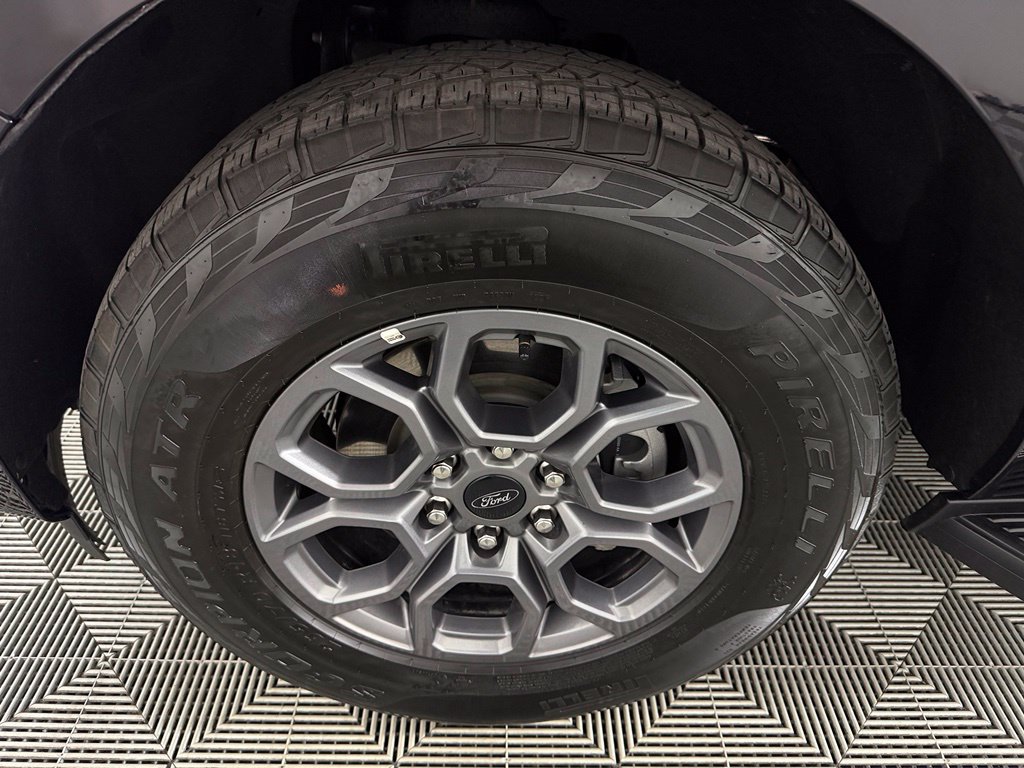 Used 2025 Ford Expedition Max Active RWD image 12