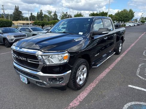 Used 2020 RAM 1500 Big Horn AWD/4WD image 3