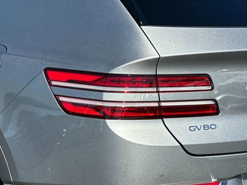 Used 2023 Genesis GV80 2.5T w/ Advanced Package image 27