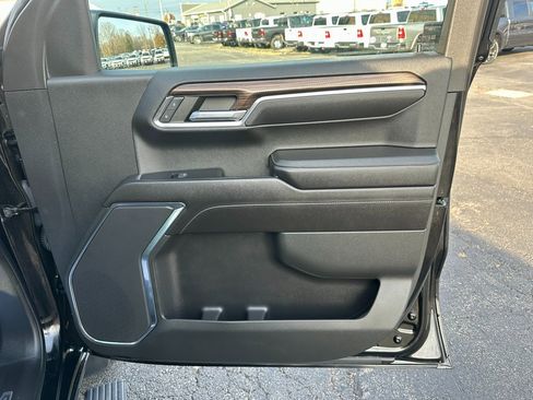 Used 2022 Chevrolet Silverado 1500 LT Trail Boss w/ Protection Package image 26