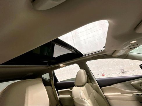 Used 2017 Nissan Murano SL image 26