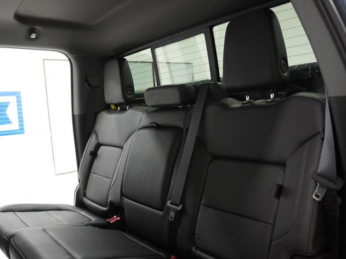 Used 2022 Chevrolet Silverado 1500 LT Trail Boss w/ Convenience Package II image 29