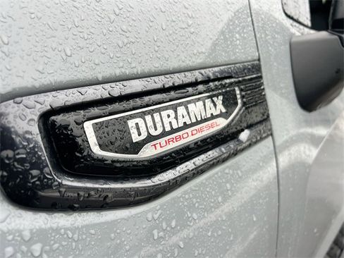 Used 2024 GMC Sierra 1500 AT4 w/ Technology Package image 33