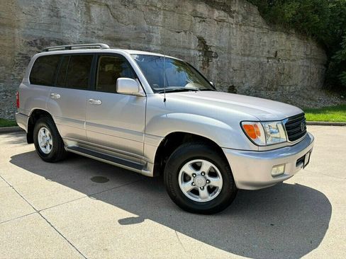 Used 2000 Toyota Land Cruiser AWD/4WD image 10