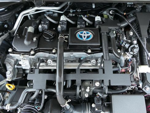 Used 2022 Toyota Corolla LE FWD image 29