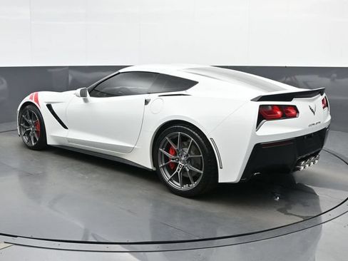 Used 2017 Chevrolet Corvette Stingray Coupe w/ 1LT RWD image 6