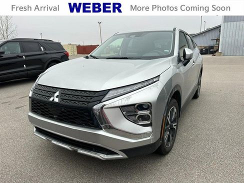 Used 2025 Mitsubishi Eclipse Cross SE image 1
