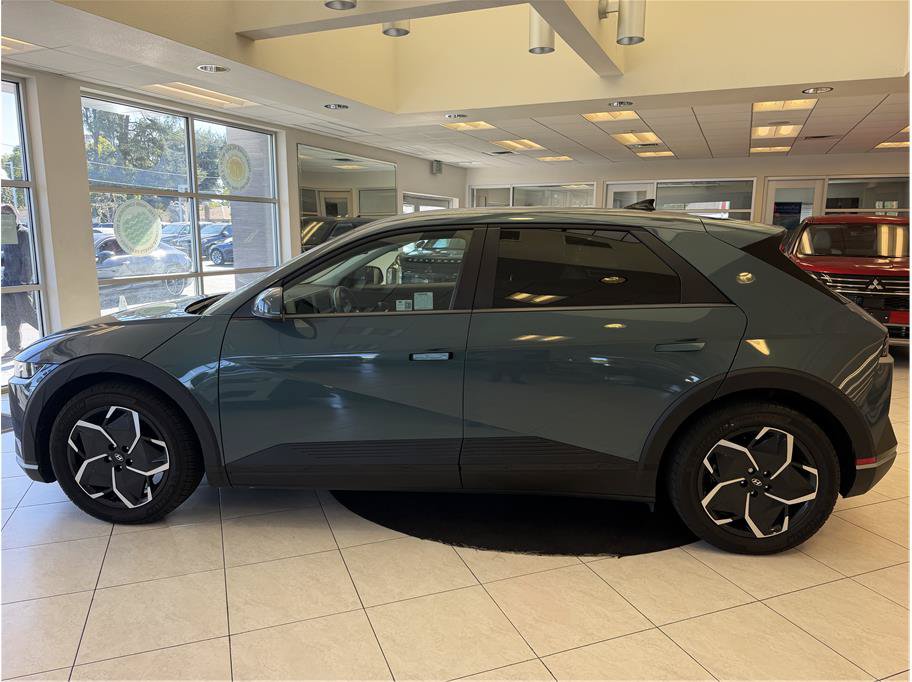 Used 2024 Hyundai Ioniq 5 SEL RWD image 8