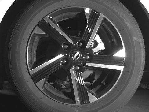 Used 2025 Nissan Sentra SV FWD image 14
