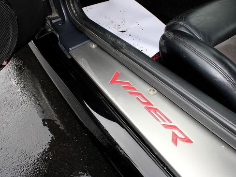 Used 2006 Dodge Viper SRT-10 image 28