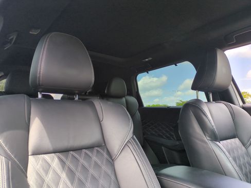 Used 2023 Mitsubishi Outlander SEL FWD image 34