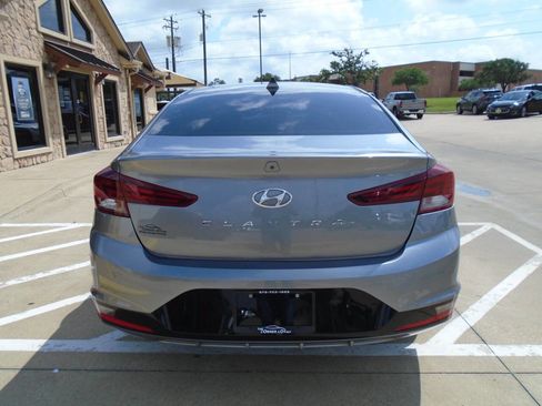 Used 2019 Hyundai Elantra Value Edition w/ Cargo Package FWD image 6
