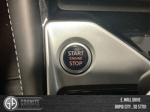 New 2025 Nissan Altima 2.5 SL AWD/4WD image 25