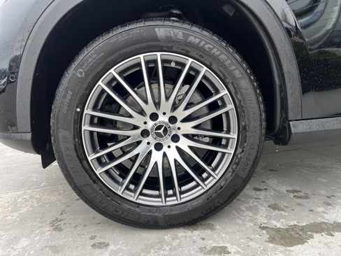 Certified 2025 Mercedes-Benz GLC 300 4MATIC image 10