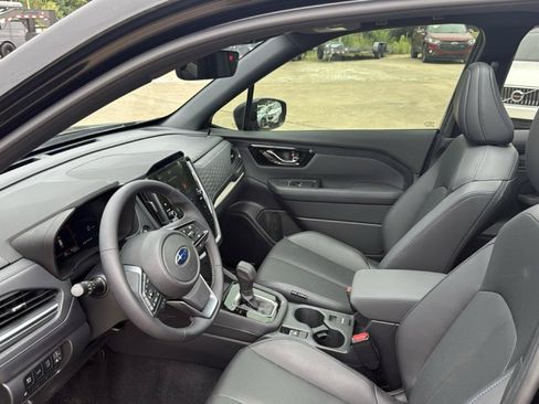 Used 2025 Subaru Forester Limited w/ Popular Package AWD/4WD image 13