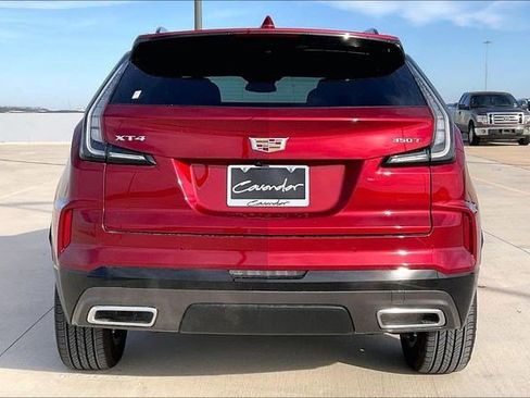 Used 2025 Cadillac XT4 Sport image 4