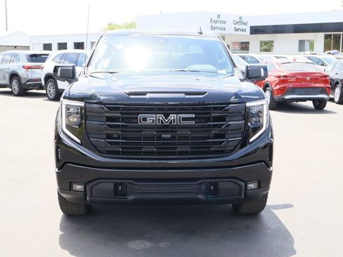 New 2026 GMC Sierra 1500 Elevation w/ Elevation Premium Package image 2