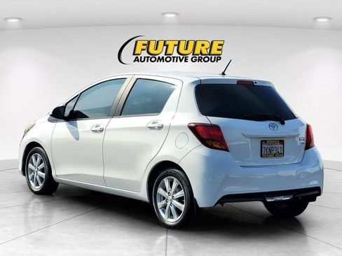 Used 2015 Toyota Yaris LE image 7