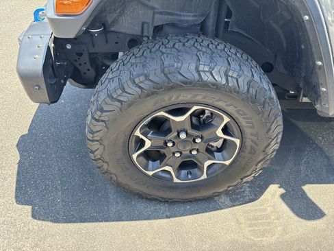 Used 2021 Jeep Wrangler Unlimited Rubicon 4xe w/ Steel Bumper Group AWD/4WD image 28