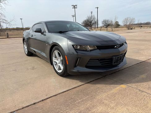 Used 2016 Chevrolet Camaro LT image 29